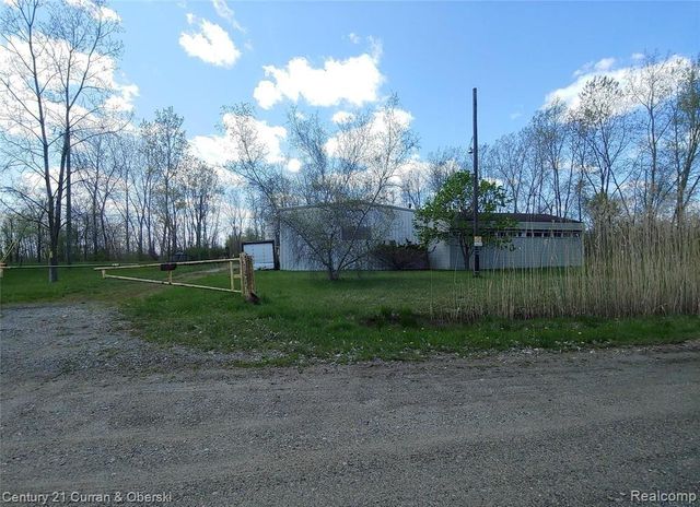 16620 Vining Road, Romulus