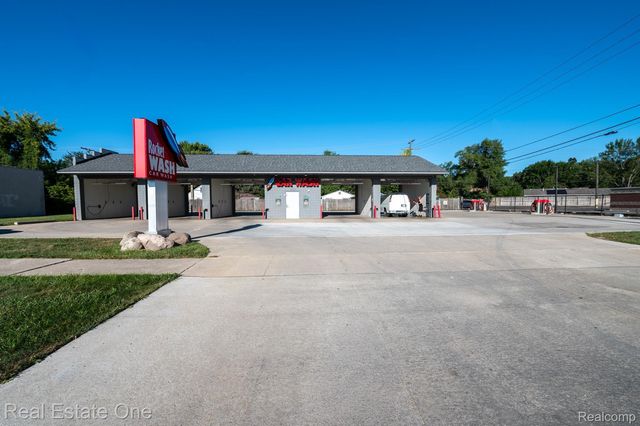 12700 Allen Road, Taylor