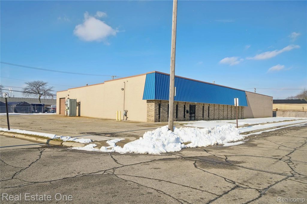 4082 6th Street, Wyandotte city