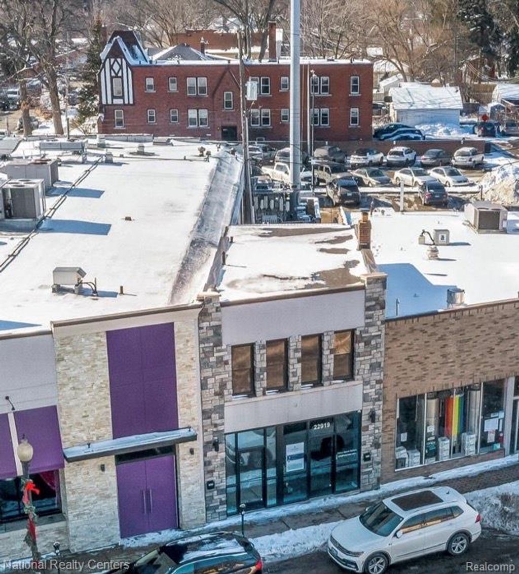 22917-22919 Woodward Avenue, Ferndale city