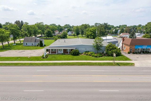 666 S Lapeer Road, Oxford
