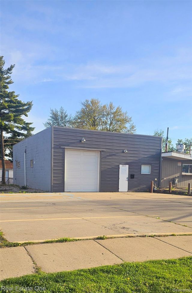 26633 Van Born Road, Taylor