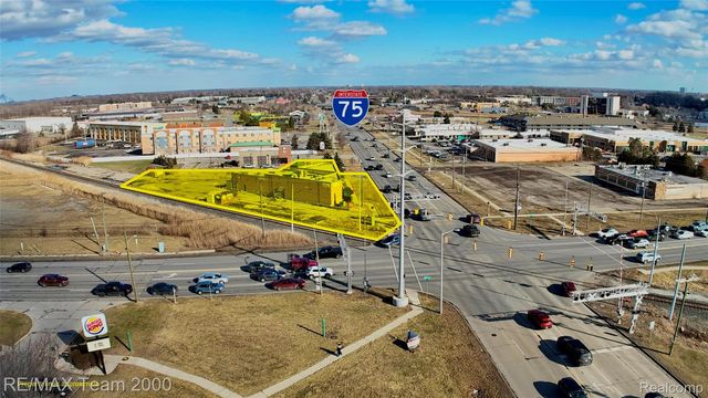 19400 Northline Road, Southgate