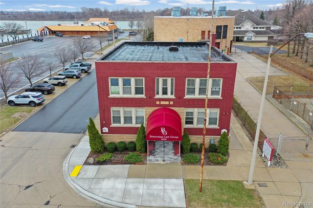 3505 Biddle Avenue, Wyandotte
