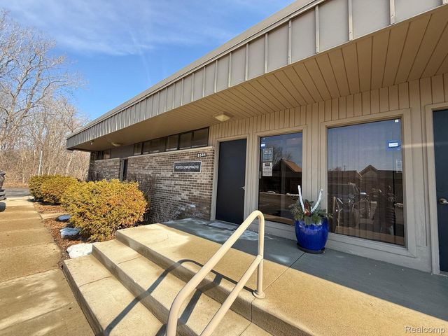 8584 N Canton Center Road, Canton