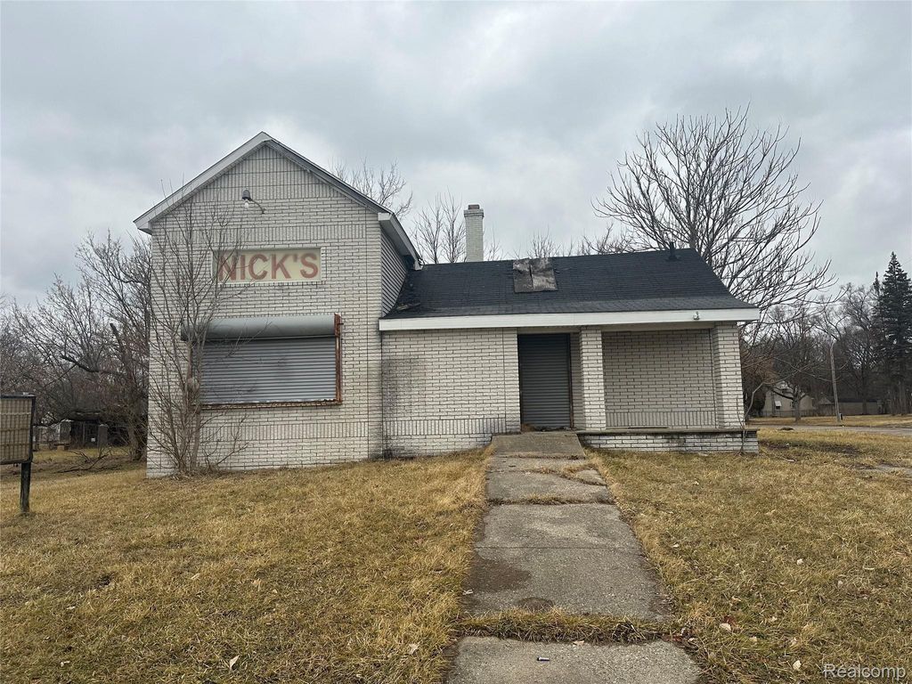 1102 W Pasadena Avenue, Flint city
