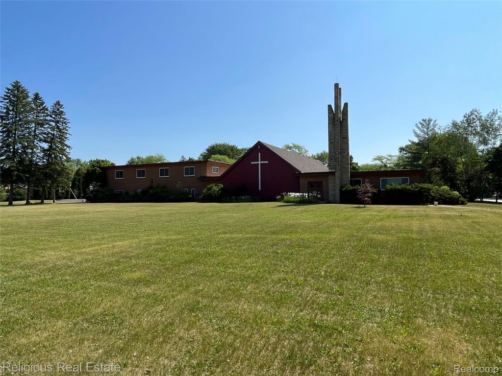 1717 E Sugnet Road, Midland city