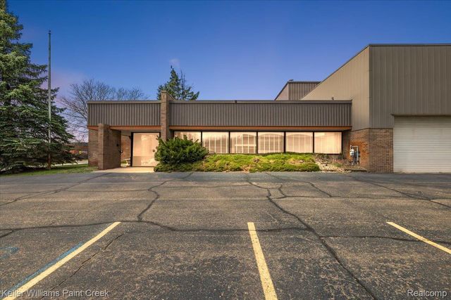 2715 Paldan Drive, Auburn Hills