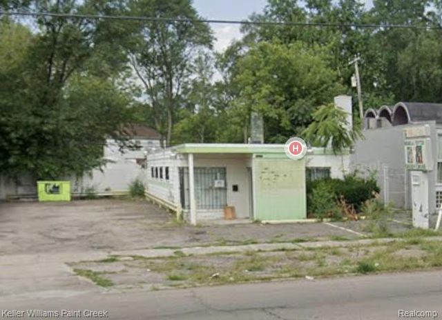 18041 Greenfield Road, Detroit