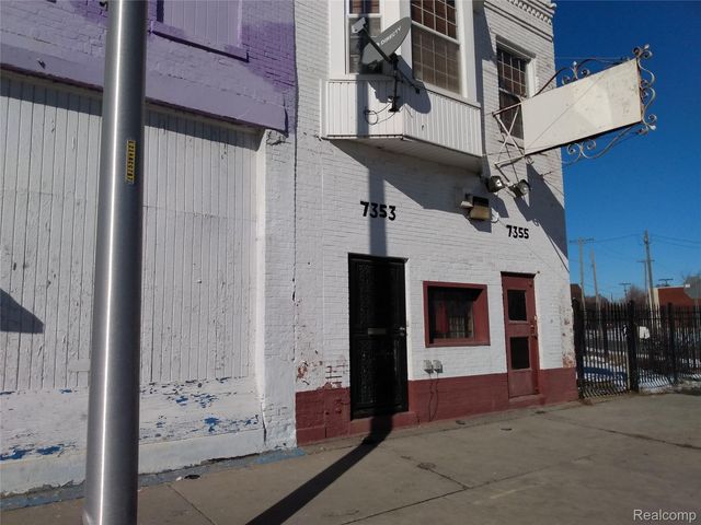 7353 Gratiot Avenue, Detroit