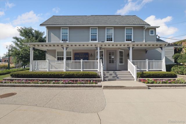 127 W University Drive, Rochester