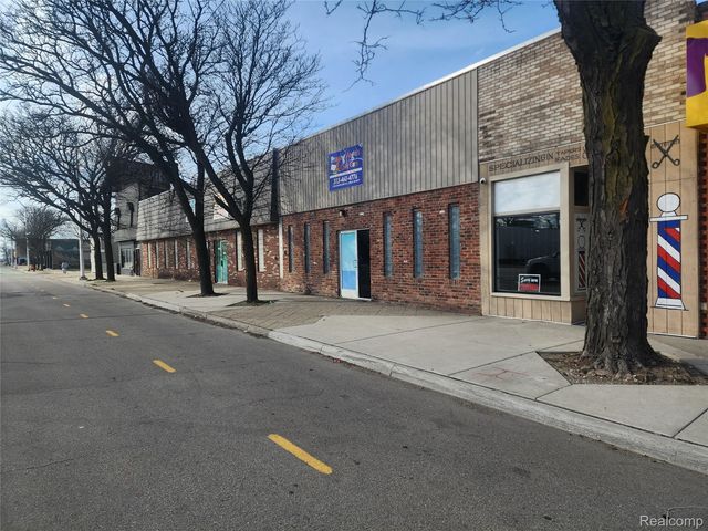 21548 Grand River Avenue, Detroit