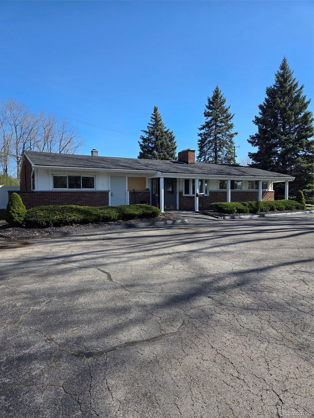 34354 Moravian Drive, Sterling Heights city