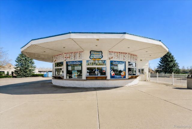 5962 Meridian Boulevard, Brighton