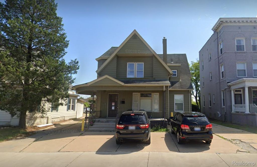 111 Cass Avenue, Mt. Clemens city
