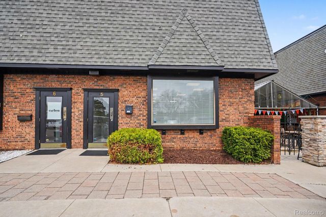 11225 S Saginaw Street, Grand Blanc