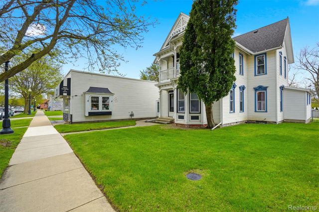 26249 E Huron River Drive, Flat Rock