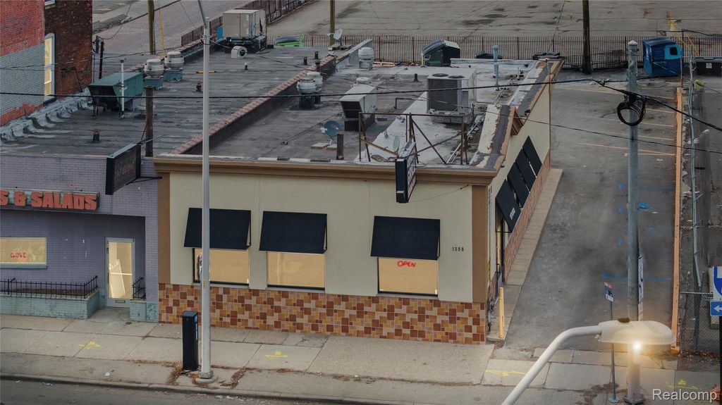 1350 W Fort Street, Detroit city