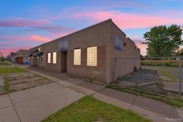 18311 - 18327 W Warren Avenue, Detroit