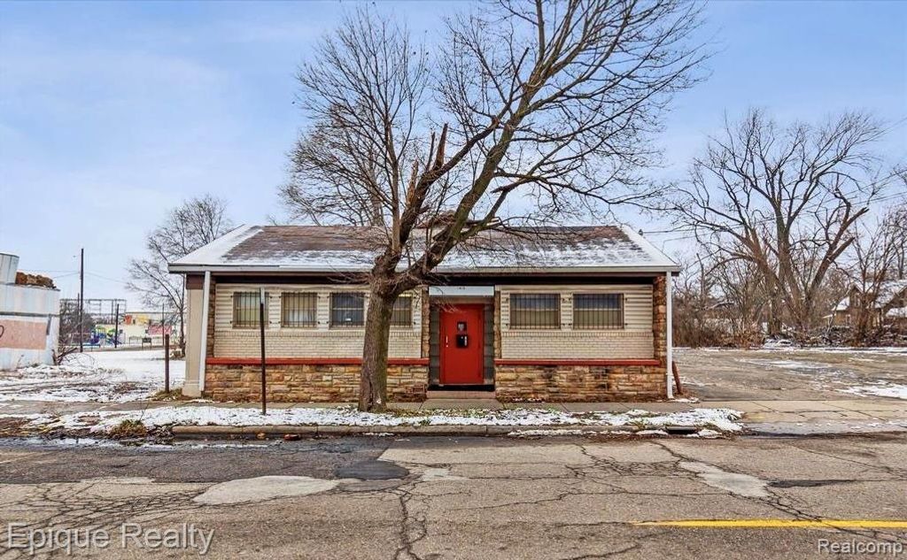 1415 Broadway Boulevard, Flint city