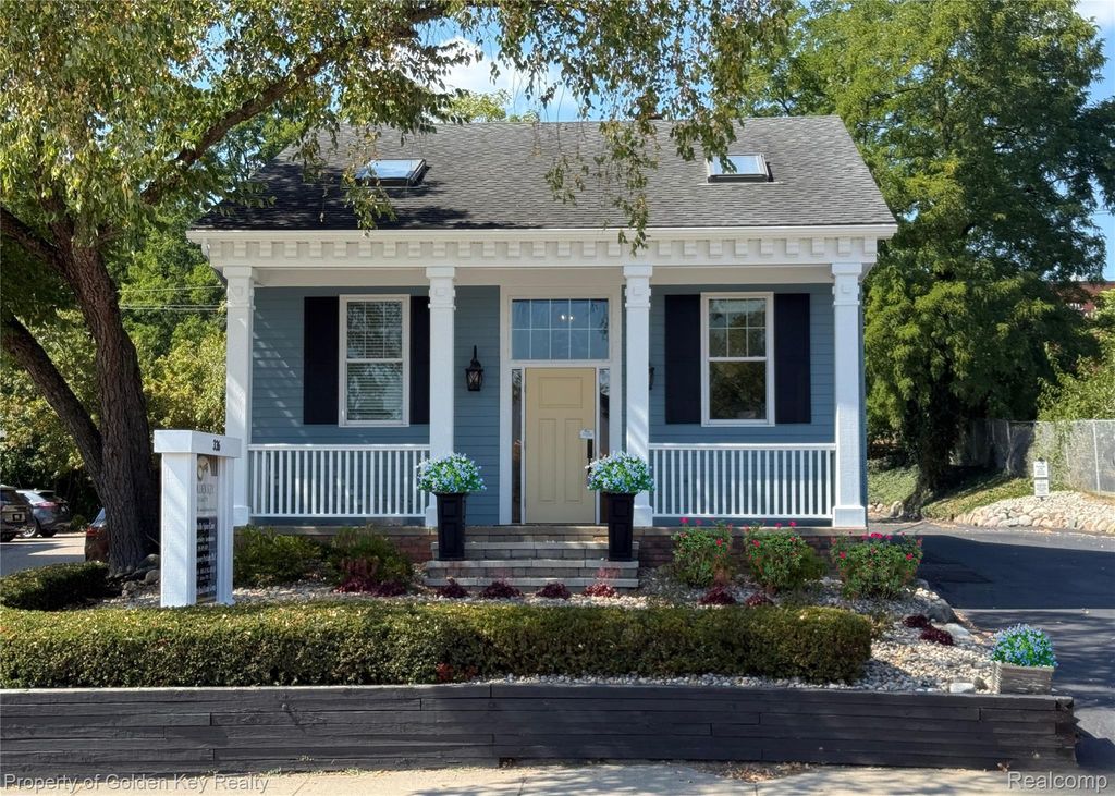 339 N Center Street, Northville city