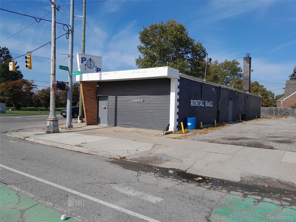 13001 Warren Avenue, Detroit city