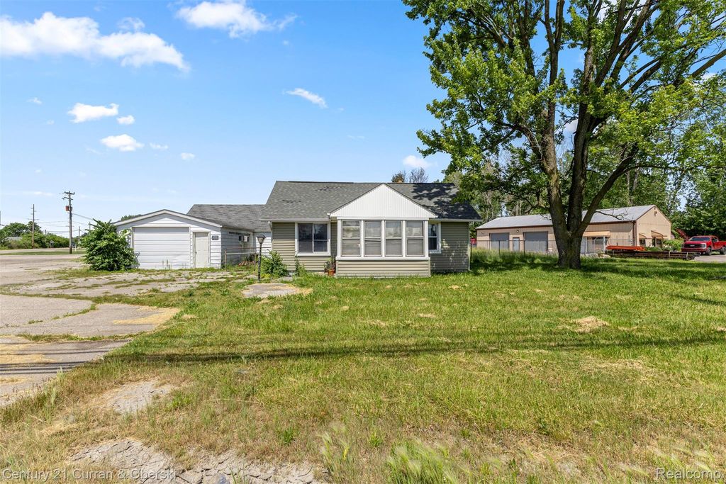 13011 Telegraph Road, Ash township