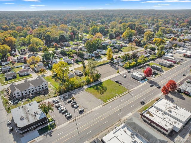 30759 Ford Road, Garden City