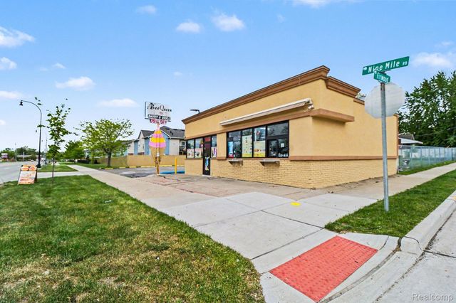 14700 East 9 Mile Road, Eastpointe