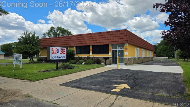 16749, 16755 & 16771 Middlebelt Road, Livonia