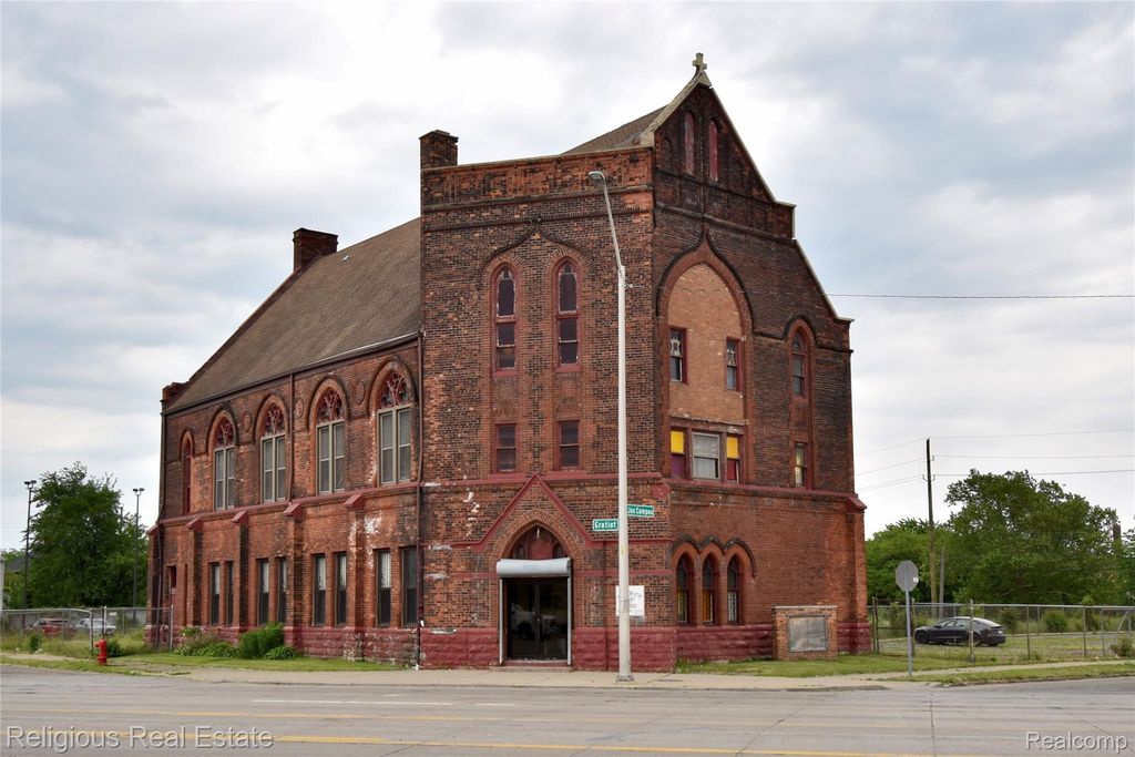 2900 Gratiot Avenue, Detroit city