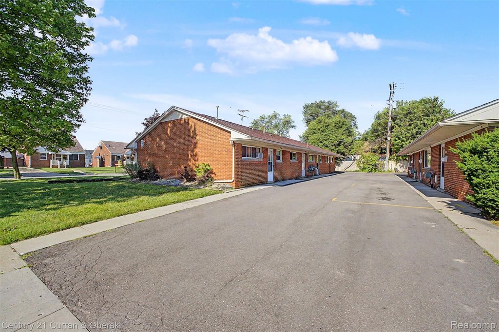 4222 Drouillard Street, Lincoln Park city