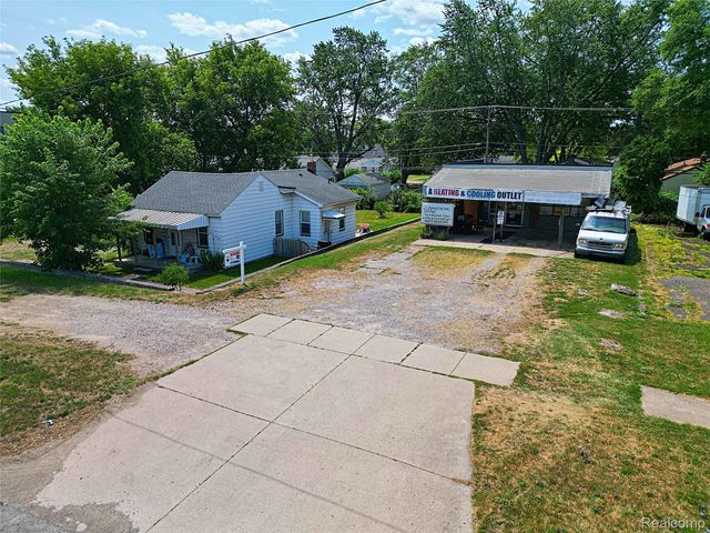 8411 N Middlebelt Road, Westland