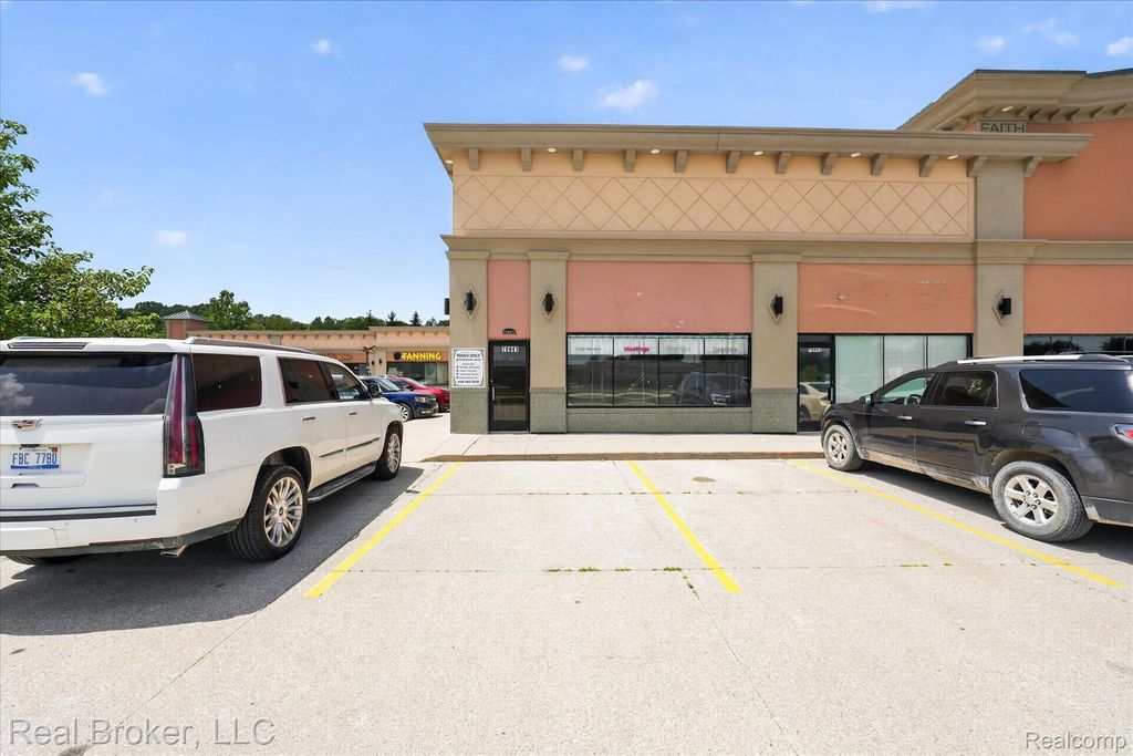 70941 Van Dyke Road, Bruce township