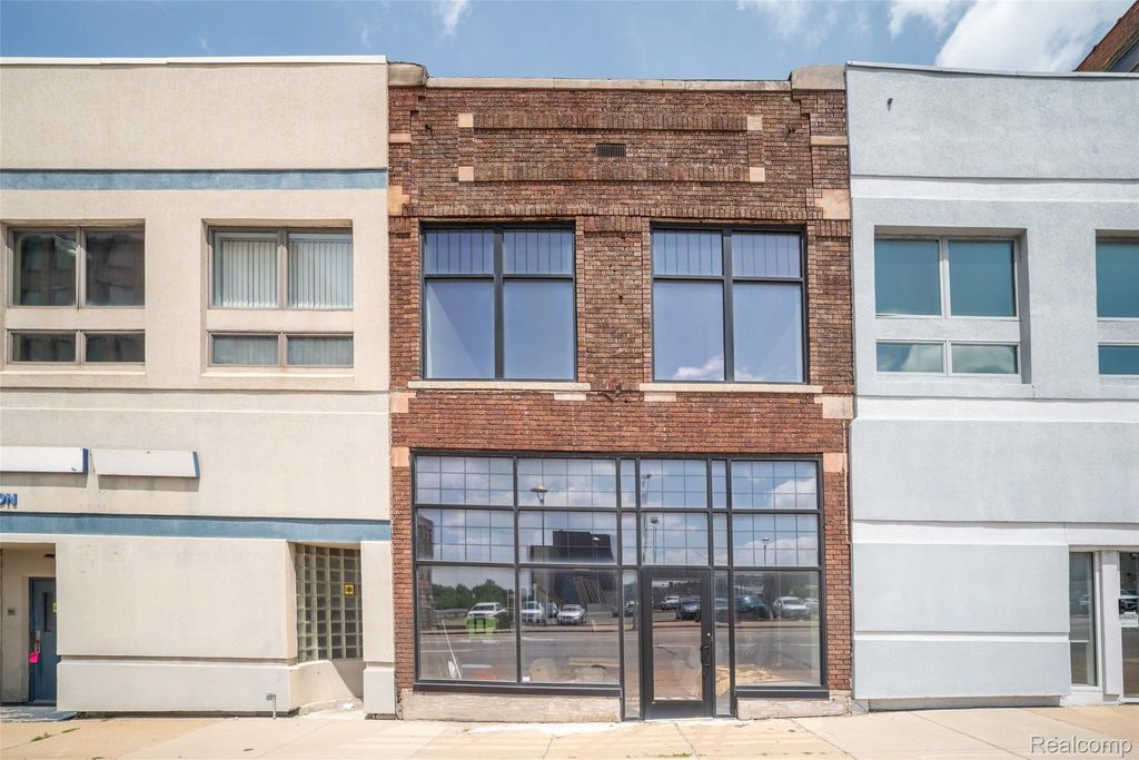 24 W Huron Street, Pontiac city