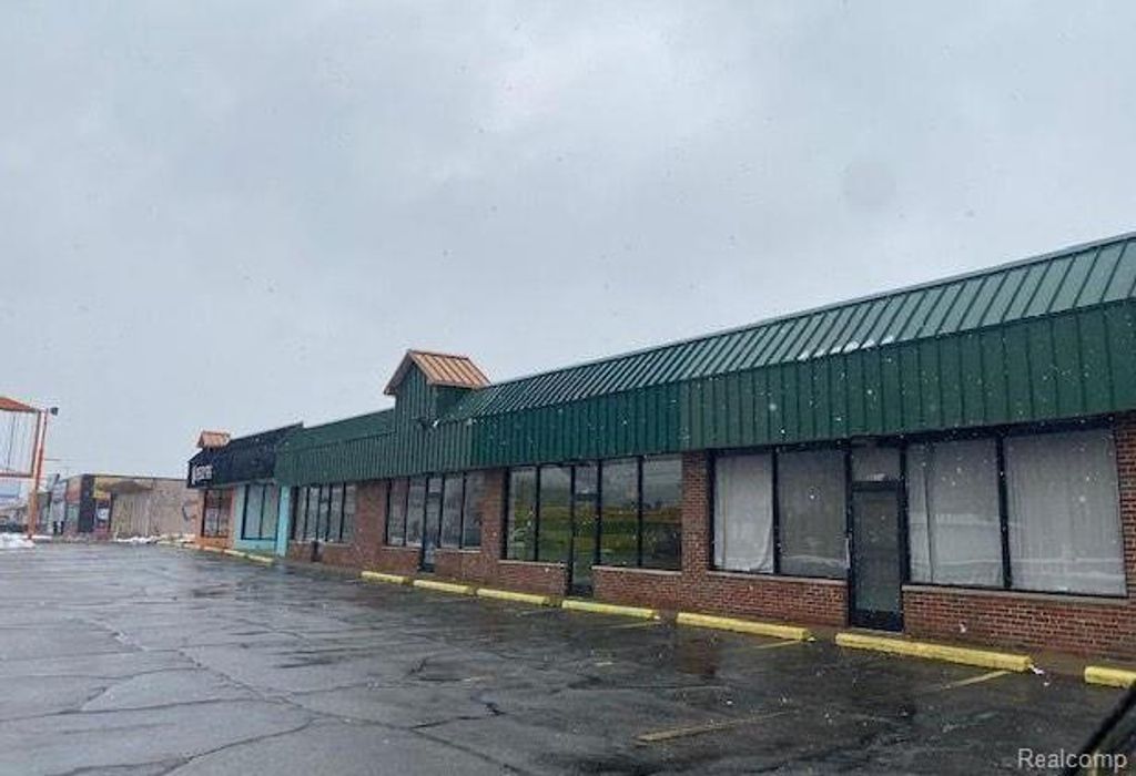 3102 S Dort, Flint city