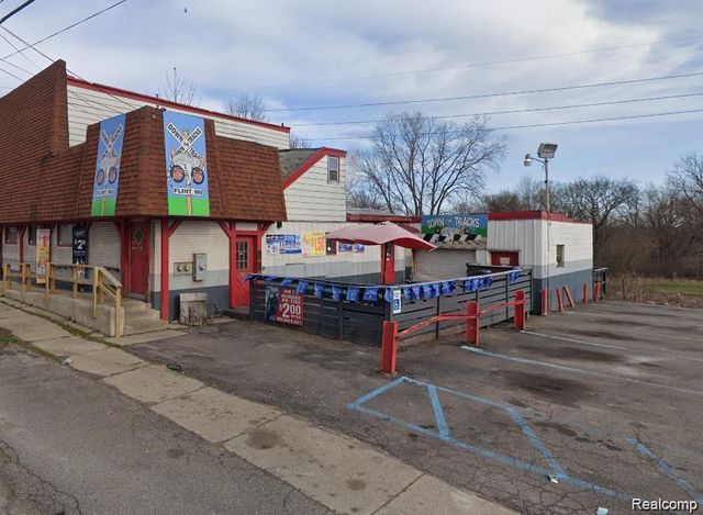 2310 W Court Street, Flint