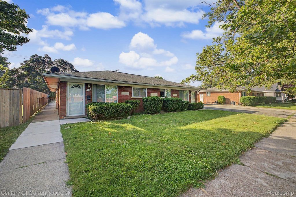 1521 Electric Avenue, Lincoln Park city