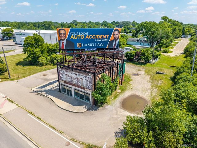 3413 Corunna Road, Flint
