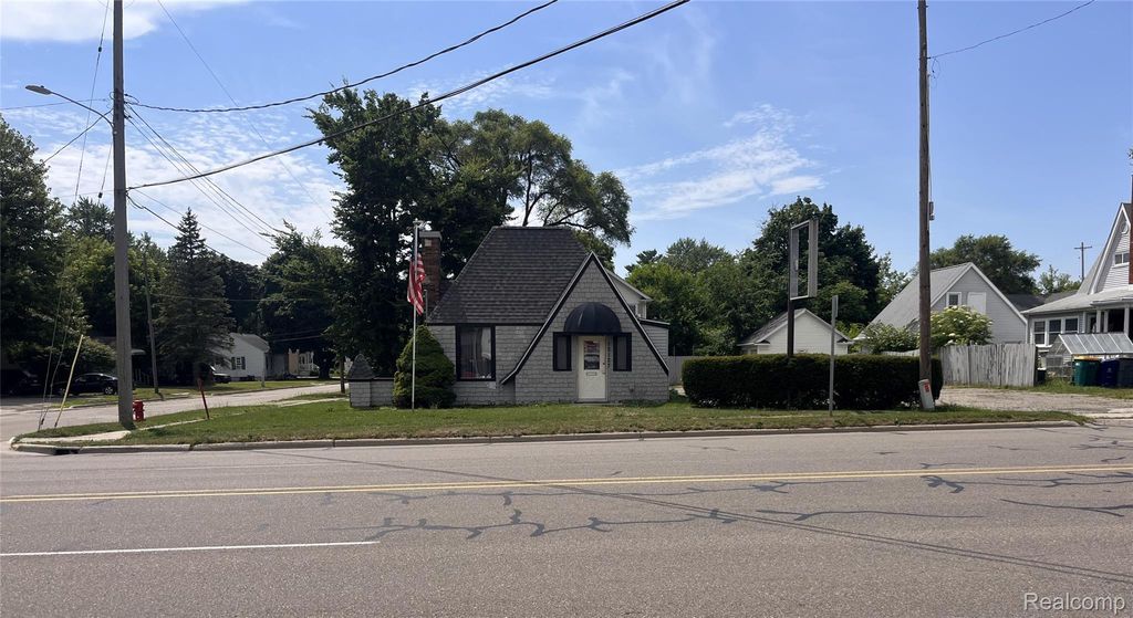 12127 N Saginaw Street, Mt. Morris city