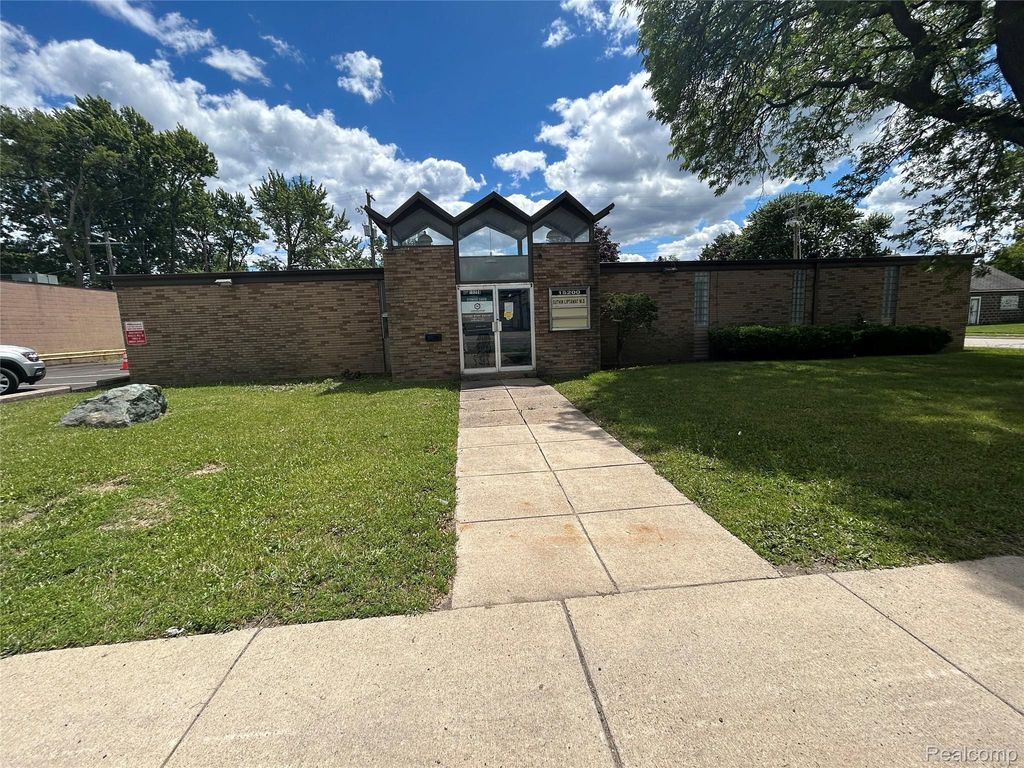 15200 E 10 Mile Road, Eastpointe city
