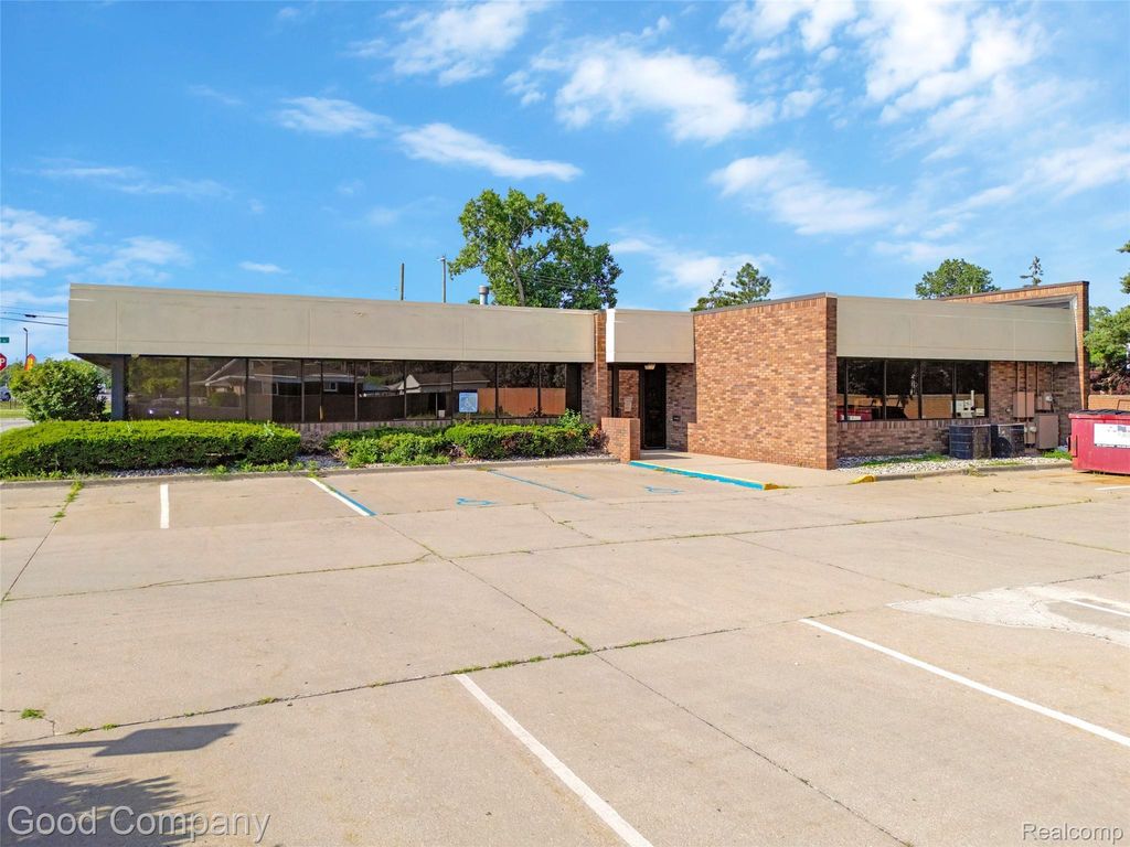 18200 E 10 Mile Road, Eastpointe city