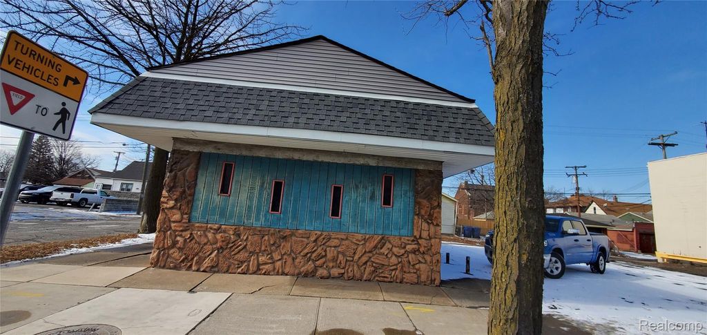 11026 W Jefferson Avenue, River Rouge city