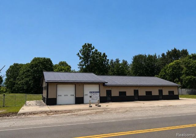 6390 N Lapeer Road, Fostoria