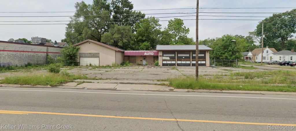 3004 Fenton Road, Flint city
