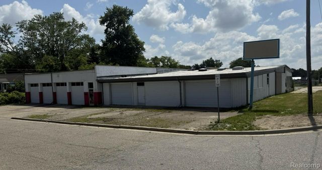 870 Cesar E Chavez Avenue, Pontiac