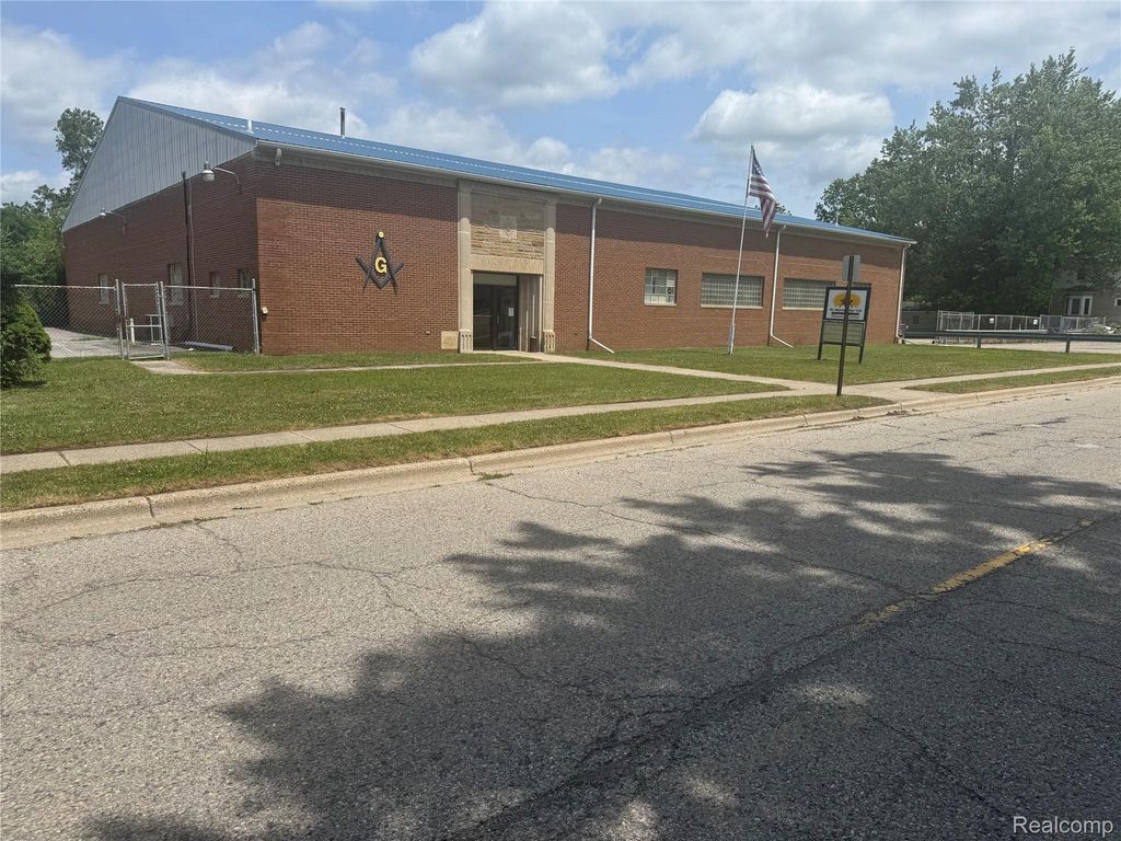 810 North Street, Mt. Morris township