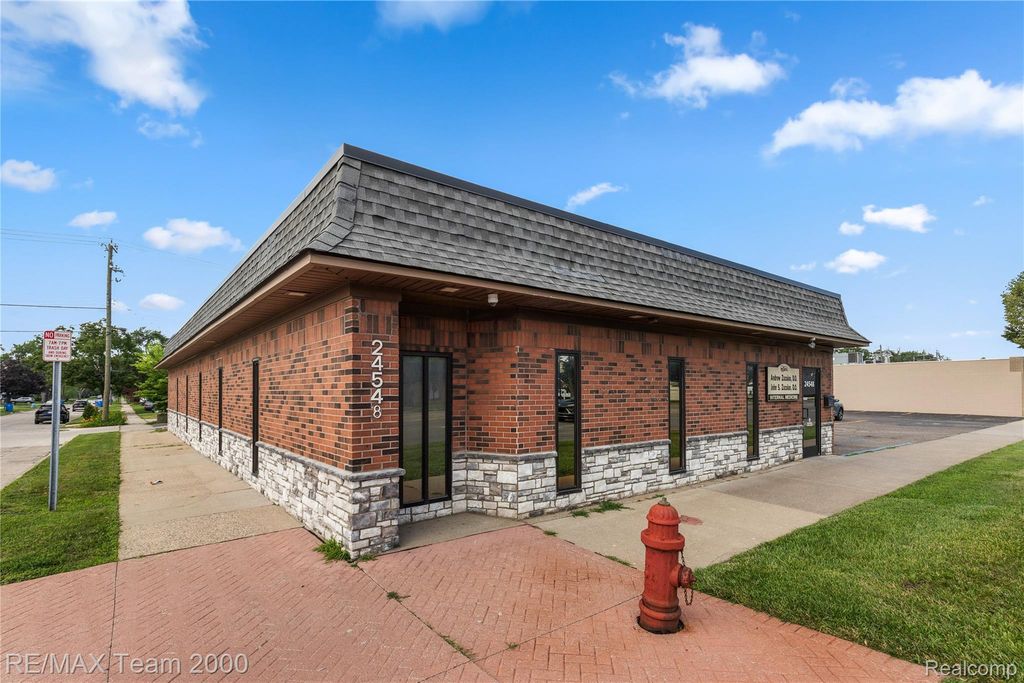 24548 W Warren Street, Dearborn Heights city