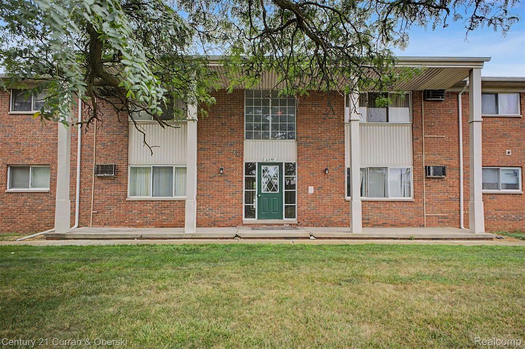 6335 Pelham Road, Allen Park city