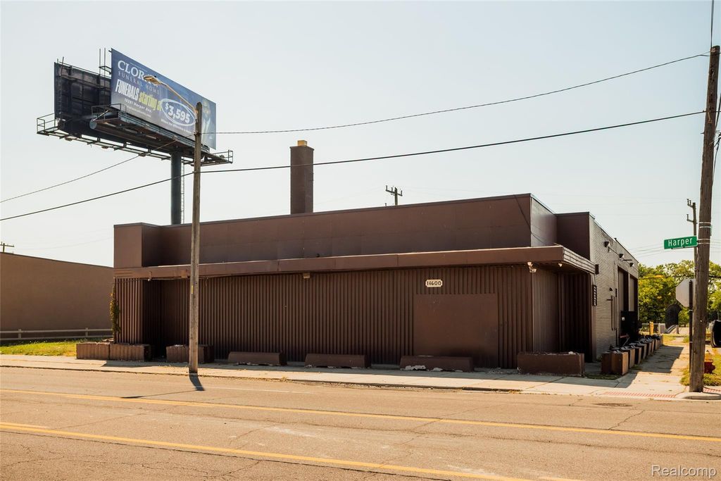 14600 Harper Avenue, Detroit city